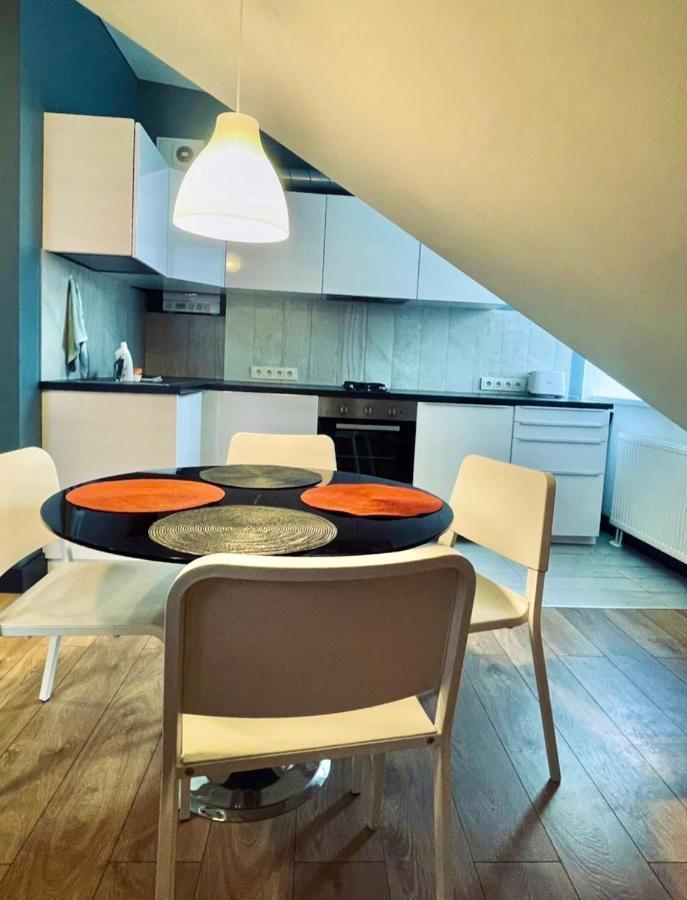 Sky Apartments Каунас Екстер'єр фото